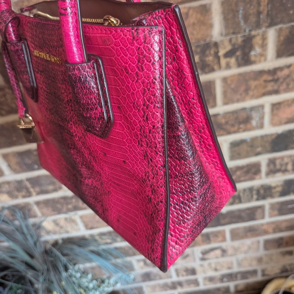 MICHAEL KORS Mercer Hot Pink Python Embossed Leat… - image 5